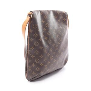Louis Vuitton Canvas Shoulder Bag Monogram Leather Musette Brown